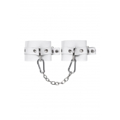 Белые мягкие кожаные наручники с люверсами - Pecado - купить с доставкой в Мытищах