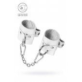 Белые мягкие кожаные наручники с люверсами - Pecado - купить с доставкой в Мытищах