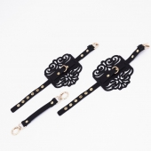 Черный фигурные оковы с золотистой фурнитурой - Crazy Handmade - купить с доставкой в Мытищах