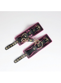 Черные кожаные наручники с розовой строчкой - Crazy Handmade - купить с доставкой в Мытищах