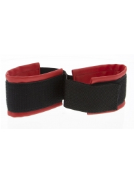 Полиуретановые манжеты для фиксации рук вместе Bound Together Wrist Restraints - Blush Novelties - купить с доставкой в Мытищах