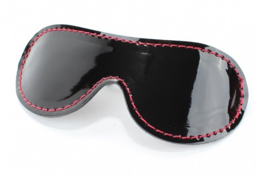 Чёрная перфорированная маска из кожи с красной строчкой - БДСМ Арсенал - купить с доставкой в Мытищах