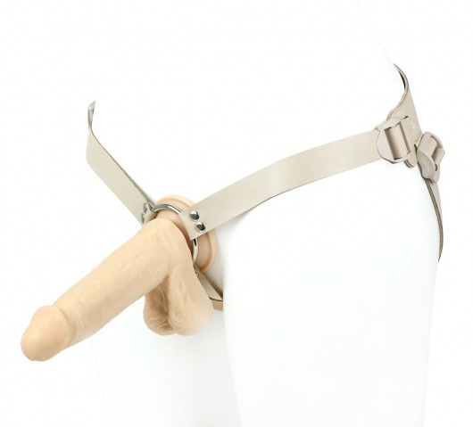 Поясной фаллоимитатор с мошонкой телесного цвета - 18 см. - LOVETOY (А-Полимер) - купить с доставкой в Мытищах