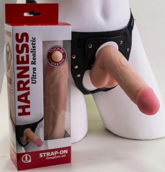 Страпон в подарочной упаковке: трусики с плугом и фаллоимитатор-насадка - 16 см. - LOVETOY (А-Полимер) - купить с доставкой в Мытищах