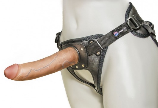 Насадка-фаллоимитатор на кожаных трусиках Harness Ultra Realistic 7  - 18 см. - LOVETOY (А-Полимер) - купить с доставкой в Мытищах