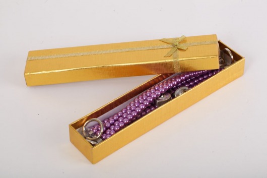 Фиолетовые оковы на ноги из бус - White Label - купить с доставкой в Мытищах